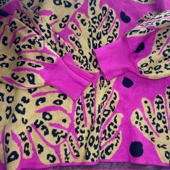 Dance Around It Mixed Print Sweater – Fuchsia Pink, Large 🐆💗 - Picture 5 of 11